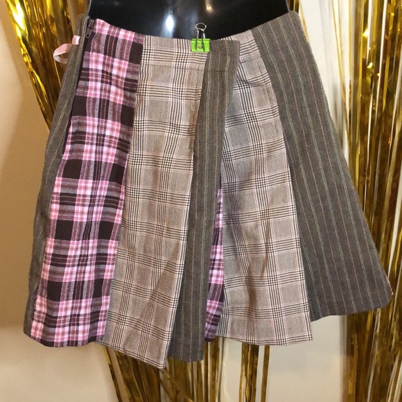 I.N. girl San Francisco multi stitched plaid skirt - Picture 5 of 7